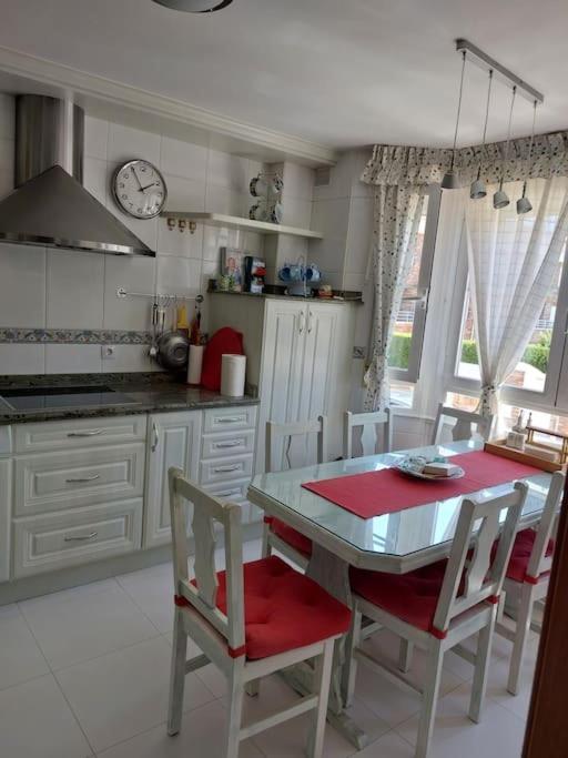 Chalet Urbano En Salamanca Santa Marta de Tormes Luaran gambar
